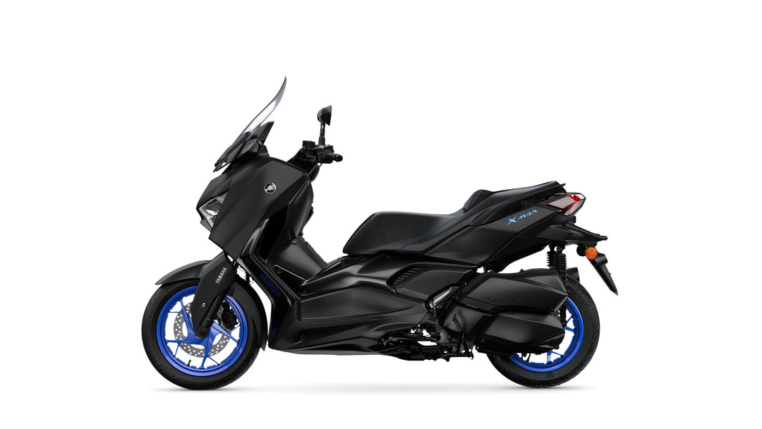 XMAX 300