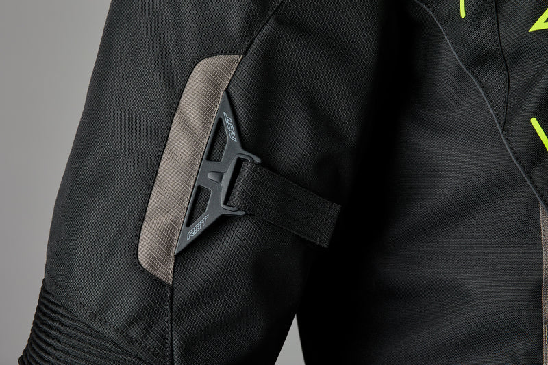 
With its futuristic style, the S-1 textile jacket is a bold and vibrant take on protective motorcycling apparel, built to perform.

Made from robust MaxTex fabric, the jacket also features fixed mesh and SinAqua waterproof linings, a removable thermal lining and multiple intake and exhaust vents to protect you from all the elements.

Added to this are the motion panels on the back of the elbow and arm, along with cuff, sleeve and waist adjusters which offer a tailored fit.

Rated CE Level A