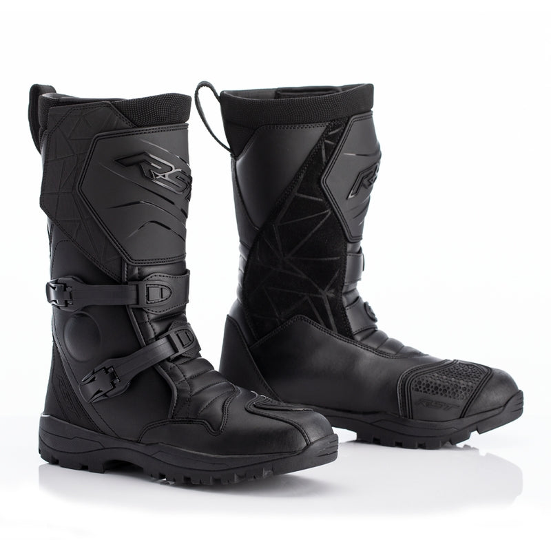
This boot has been redesigned from the ground up, taking the best features from the previous Adventure boot to develop a boot perfect for adventure riding. 
With a large twin buckle closure system, the Adventure-X is easy to put on and take off, while remaining fastened in place with additional hook & loop fasteners. The system allows the boot to fit around a range of calf sizes for a secure, supportive and comfortable fit. A breathable SinAqua Pro membrane keeps the foot dry and fresh whethe