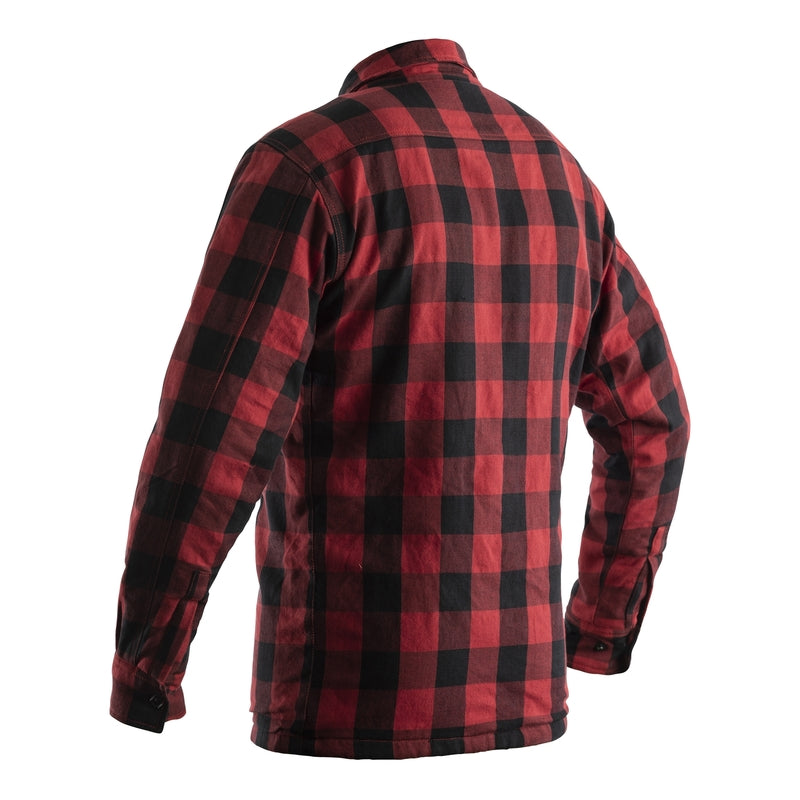 Camisa de cuadros con marcado CE completo —de nivel A—, diseñada para llevarla por encima, aunque cuenta con una capa protectora de aramida.			Marcado CE: A Espaldera: Solo compartimento para añadirla Hombrera: Nivel 1 - Marcado CE Codera: Nivel 1 - Marcado CE		Fabricación			Material exterior de base: Algodón Forro interior: Kevlar® Cremalleras: YKK, de latón clásico Costuras: Recubierta de nailon laminado - Puntada triple Cremallera de unión: No		Diseño			Bolsillos interiores: 1 Bolsillos exter
