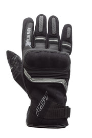 
Colección RST 2020
ProtecciónMarcado CE: Nivel 1 Protección en los nudillos: Poliuretano termoplástico (TPU)  FabricaciónMaterial exterior de base: Cuero Material secundario: Amara® Refuerzo: Palma con doble capa Dedos precurvados Sí Cierre del puño: Velcro ajustable Piel digital 