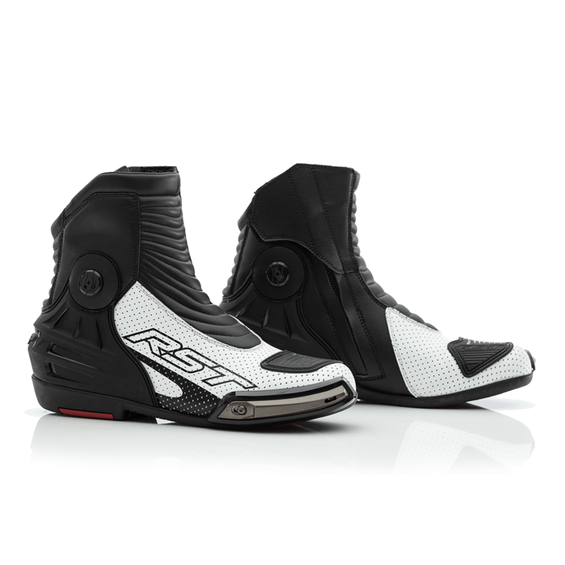 
The TracTech Evo III Short boot packs in all the same great features from the RST TracTech Evo III boot, in a shorter boot. The ankle is cut down particularly at the rear of the motorcycle boots, allowing for a free range of movement when changing gear on the bike and for unrestricted movement when walking around off the bike. It can be comfortably worn with RST textile or Reinforced jeans. The boot is CE Certified to Level 1/1/2/1 and comes with a moulded TPU heel and ankle protectors offerin