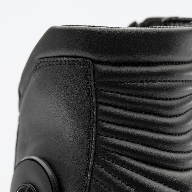 
Designed for comfort and safety, even in the wettest of conditions, this is a waterproof version of the TracTech Evo III Sports Boot, and packs in all the same great features from the TracTech Evo III boot in a shorter boot. The boot is CE Certified to Level 1/1/2/1 which is one of the highest levels of protection and comes with a moulded TPU heel cockpit and TPU shin armour as standard offering further impact protection. The nonslip multi-density sole and perforated leather ventilation makes 