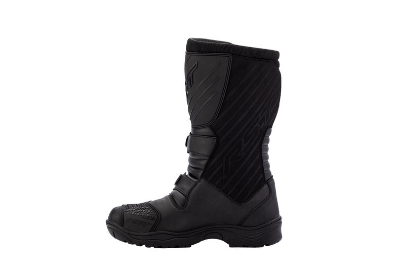 
A truly global boot. The Ambush really will get you anywhere in any condition, featuring a sympatex® membrane, three-buckle and Velcro closure system and a hard wearing sole, for any type of environment that you encounter when you ride around the world. The Ambush will be there to provide you with the protection and the comfort you need to ride all day. CE Rating: CE CertifiedArmourHeel Protection: IntegratedAnkle Protection: IntegratedShin Protection: TPUConstructionMain Outer Material: Micro