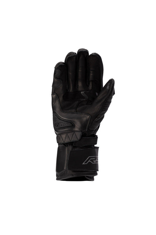 
A fantastic addition to the S1 line-up. The S1 glove is available in Men’s and Ladies’ options in matching colourways to the rest of the S1 collection. Utilising a floating carbon knuckle, out stitched fingers, loads of stretch, and motion panels. It’s a really comfortable yet high performing sports glove, matching the values of the S1 collection. CE Rating: 1KPArmourKnuckle Protection: Carbon Knuckle ProtectorFinger Protection: TPRPalm Slider: TPRConstructionSecondary Material: AmaraReinforce