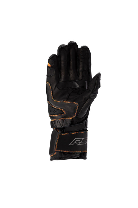 
A fantastic addition to the S1 line-up. The S1 glove is available in Men’s and Ladies’ options in matching colourways to the rest of the S1 collection. Utilising a floating carbon knuckle, out stitched fingers, loads of stretch, and motion panels. It’s a really comfortable yet high performing sports glove, matching the values of the S1 collection. CE Rating: 1KPArmourKnuckle Protection: Carbon Knuckle ProtectorFinger Protection: TPRPalm Slider: TPRConstructionSecondary Material: AmaraReinforce