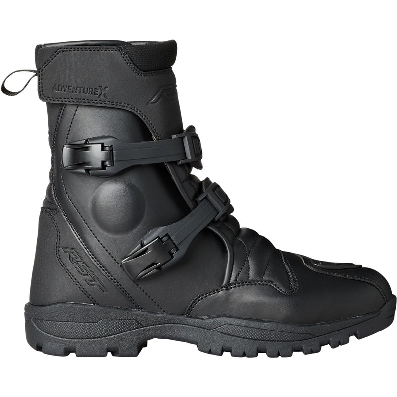 
The mid height version of the original Adventure-X boot. Equipped with a large twin buckle closure system, the Adventure-X Mid is easy to put on and take off, while remaining fastened in place with additional hook & loop fasteners. A breathable SinAqua Pro membrane keeps the foot dry and fresh whether riding in the rain or wading through mud. 

ARMOUR

Reinforced cockpit
Integrated ankle protection


MATERIAL

OUTER: Microfibre
OUTER 2: Suede Microfibre


LINING

LINING: Waterproof lining

