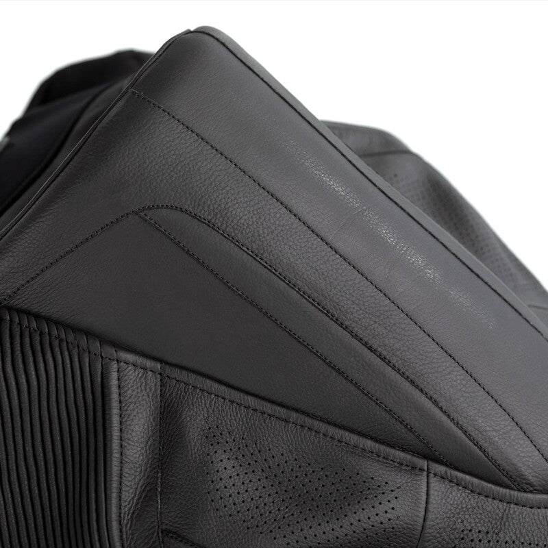
The perfect choice for track days. Cut less aggressively than the V4.1, the Pro Series Evo Airbag suit is CE Certified to Level AAA. When it comes to rider comfort, use of stretch motion panels allow for the safe deployment of the Airbag. Complete with a range of striking colours, you won’t go unnoticed on the track. Th Pro series Evo is an updated version of the Pro Series Suit as it now has In&Motion’s new essential airbag system and a removable lining.

ARMOUR 

HIP: Level 2
LONG KNEE: Lev