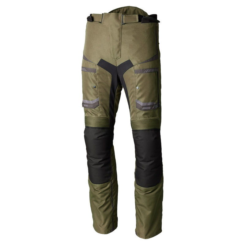 
Our Maverick Evo jean is the perfect companion for the RST Maverick Evo Jacket, versatile enough to take on anyweather condition with a removable and interchangable SinAqua waterproof membrane and quilted thermal linerand reflective print to enhance visibility in darker conditions.

ARMOUR

CE Certification Rating: AA
Elbow: Level 2
Shoulder: Level 2
Back: Level 1


CONSTRUCTION

Outer 1: MaxTex
Outer 2: Ballistic
Fixed mesh lining
Removable SinAqua lining
Removable lightweight thermal linin