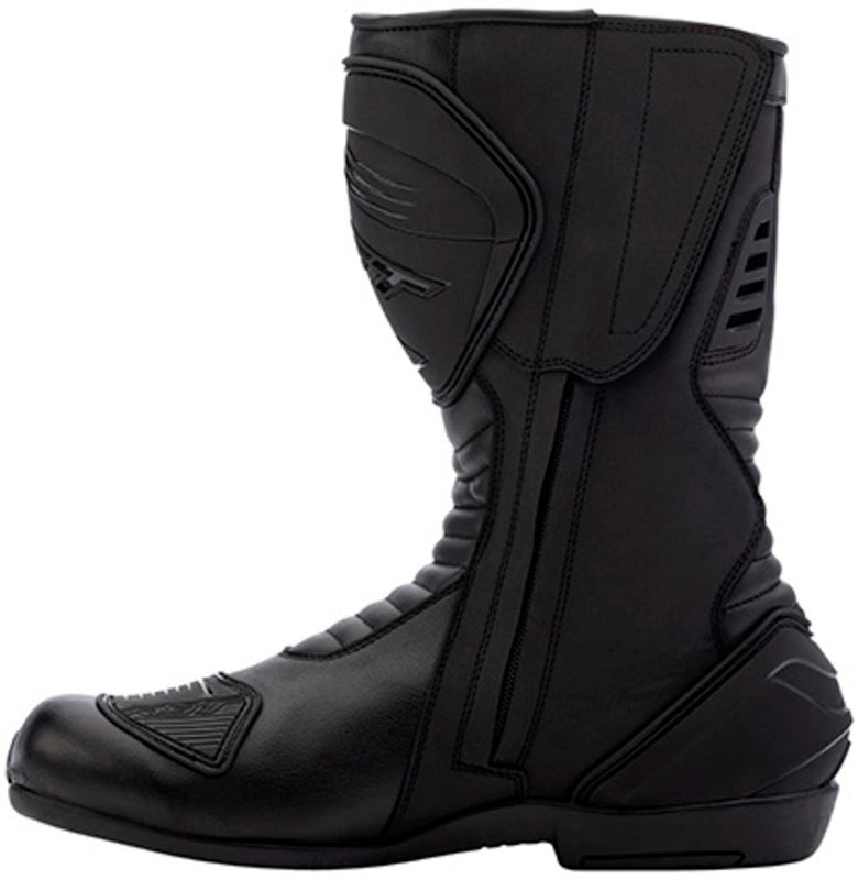 
The S1 is a fantastic entry level sports boot, with removable plastic toe slider, 360 degree heel cockpit, shin, and ankle protectors this boot is a truly fantastic value sports boot. Suitable for any form of riding you encounter. CE Rating: CE CertifiedArmourHeel Protection: TPUAnkle Protection: TPUShin Protection: TPUConstructionMain Outer Material: MicrofibreVentilation: Twin Rear Exhaust + Non WP Perforated LeatherClosure: Zip + Hook & LoopShift Pad: YesShank: Polycarbonate Anti Twist Mids
