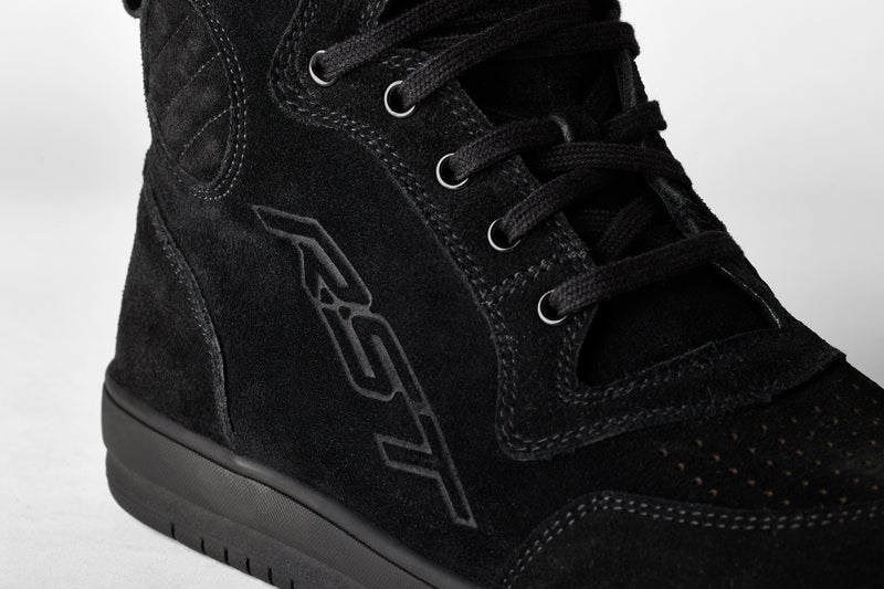 
This is the ultimate moto sneaker. A sneaker for when you are off the bike and a boot for when you are on the bike. With ankle protection, and integrated toe box, including classic styling, the HiTop is a real multi-functioning boot. Available in both summer and winter versions.
CE Rating:

CE Certified
Armour

Heel Protection: IntegratedAnkle Protection: Integrated
Construction

Main Outer Material: SuedeVentilation: Perforated Toe BoxClosure: Lace Shank: Polycarbonate Anti Twist MidsoleSo