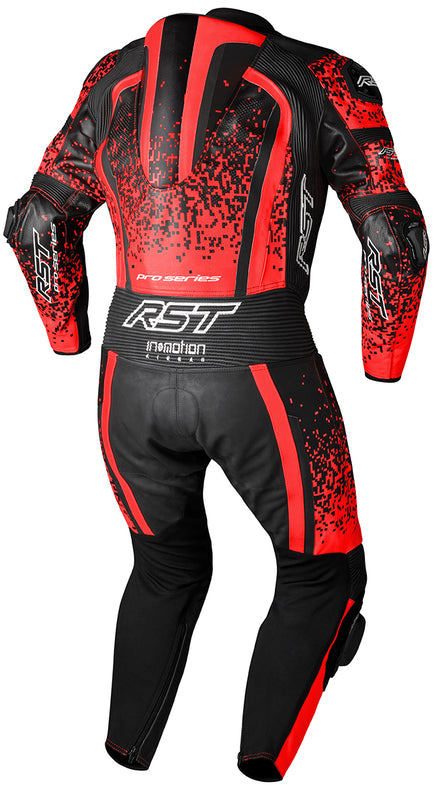 
The perfect choice for track days. Cut less aggressively than the V4.1, the Pro Series Evo Airbag suit is CE Certified to Level AAA. When it comes to rider comfort, use of stretch motion panels allow for the safe deployment of the Airbag. Complete with a range of striking colours, you won’t go unnoticed on the track. Th Pro series Evo is an updated version of the Pro Series Suit as it now has In&Motion’s new essential airbag system and a removable lining.

ARMOUR 

HIP: Level 2
LONG KNEE: Lev