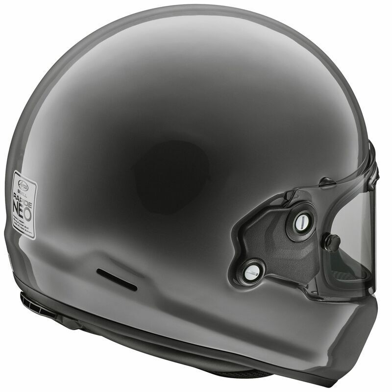 
A cutting-edge technology that look vintage !

 

While a homage to the classic style of the 1980s, the Concept-X is equipped with all the latest protection and comfort. A simple and sophisticated form that is not categorized by any genre. In addition to Arai's first inner ventilation system, it features a full system interior which has almost the same materials as racing models. A "Neo Classic" helmet that is not only for classic bikes and cruisers but also compatible with the latest motorc