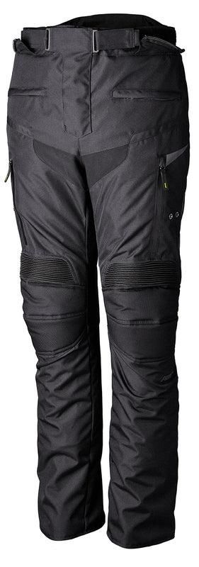 
If you loved the Paragon 6, you will love the Paragon 7. The Pro Series Paragon 7 has been elevated and developed with an improved fit, extra ventilation, upgraded armour to Level 2, redesigned removable throat coat and additional chest protector pockets. The RST Paragon model has rightly earned its reputation as a true 4 season performer, with countless 5-star reviews from around the world can attest to the performance of the Paragon in all weather conditions. The Pro Series Paragon 7 is the 