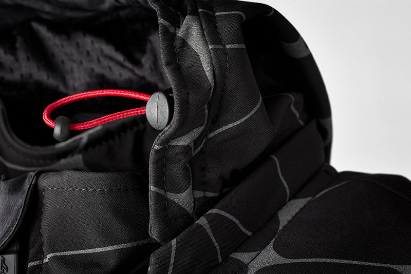 
Designed for the urban environment, the Havoc CE Mens Textile Jacket is the perfect blend of style and protection. The soft-shell outer is paired with a SinAqua WP lining, built with lightweight RST Airflow CE armour, virtually invisible and unnoticeable you won’t even know you're wearing a fully CE/UKCA certified jacket. A removable hood and multiple pockets further enhance the Havocs practicality.

ARMOUR

CE Certification Rating: A
Back: Pocket only
Elbow: Level 1
Shoulder: Level 1


CONS