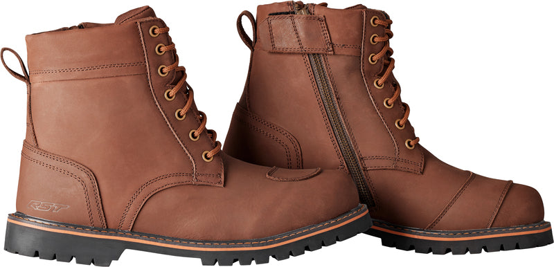 
The 3rd generation of the popular Roadster boot demonstrates the constant drive for improvements RST is famous for.

A visual update is combined with an improved nubuck leather outer, a side zip opening for easier entry, an upgraded sole and comfier insole. All these new developments to the Roadster Boot evidence a big step from the previous generation.

Available in both Classic Black and Brown colourways, combine the Roadster 3 Boot with a pair of RST riding jeans and classic leather jacke
