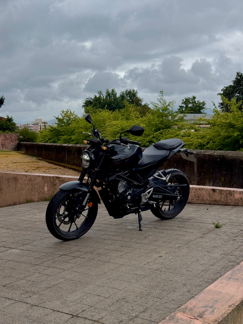 Honda CB125R (2023)