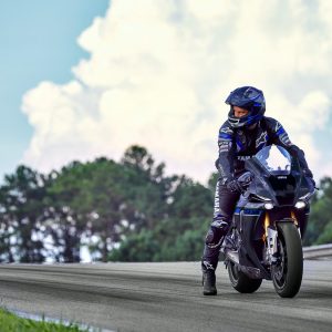 Yamaha R1M