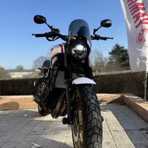 Yamaha XSR 700 XTribute